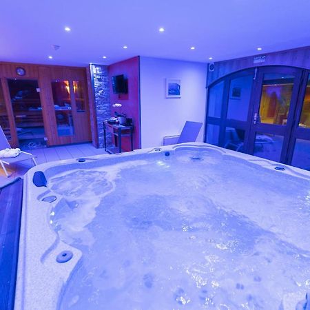 Hotel Alpazur Val Cenis Lanslebourg-Mont-Cenis Esterno foto