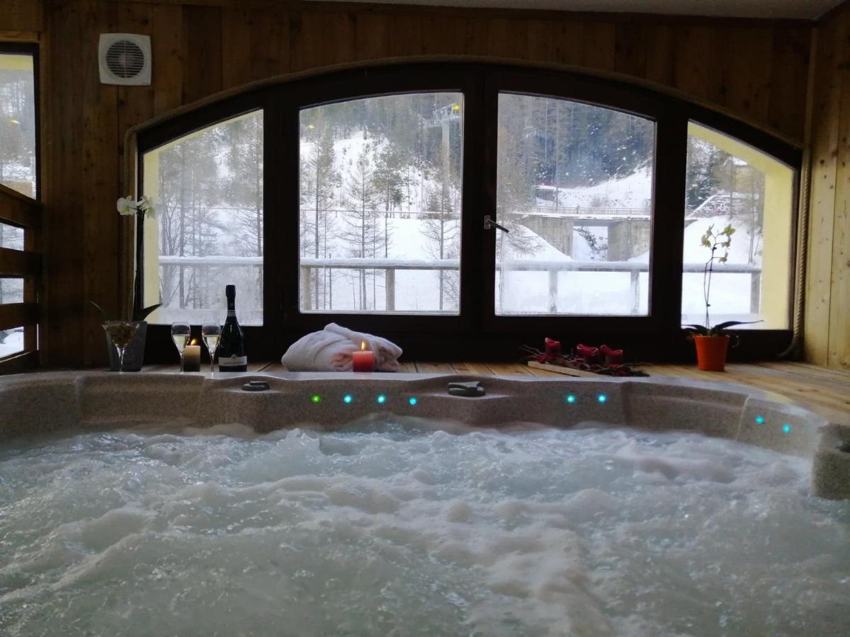 Hotel Alpazur Val Cenis Lanslebourg-Mont-Cenis Esterno foto
