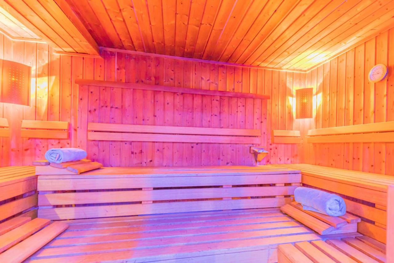 Hotel Alpazur Val Cenis Lanslebourg-Mont-Cenis Esterno foto