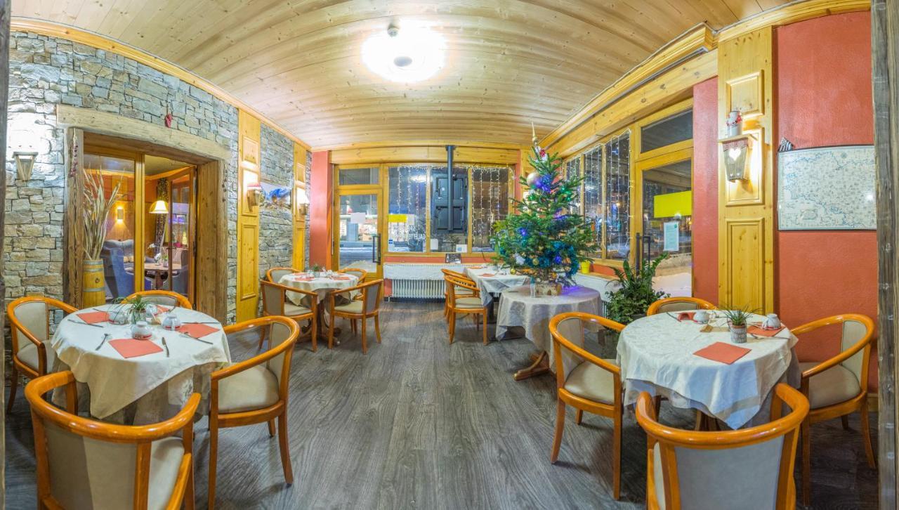 Hotel Alpazur Val Cenis Lanslebourg-Mont-Cenis Esterno foto